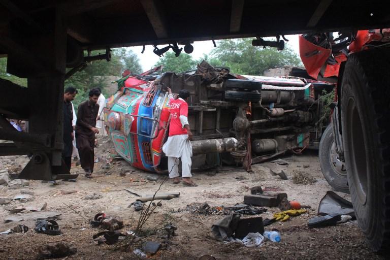 Tragedija u Pakistanu: Kamion udario u autobus sa svatovima, najmanje 17 mrtvih