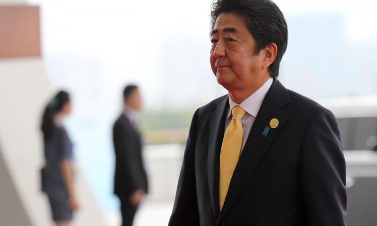 Šinzo Abe najavio susret s Vladimirom Putinom u Vladivostoku