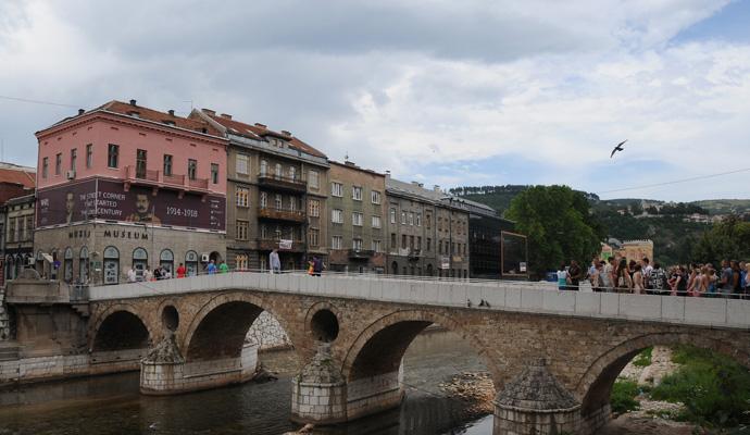 U BiH danas sunčano, poslije podne mogući lokalni pljuskovi