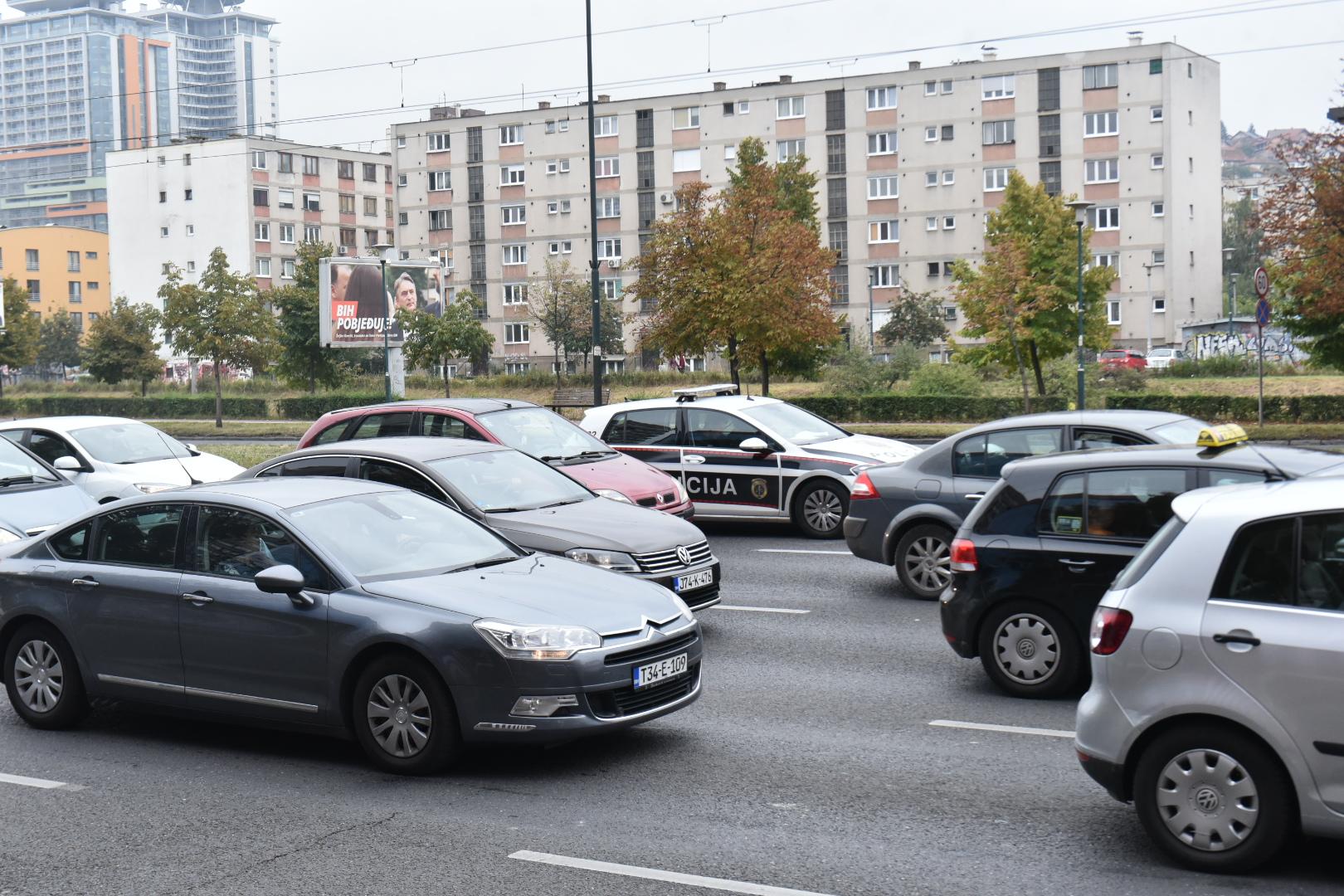 Džeparoš iskočio iz tramvaja nakon krađe i povrijedio se