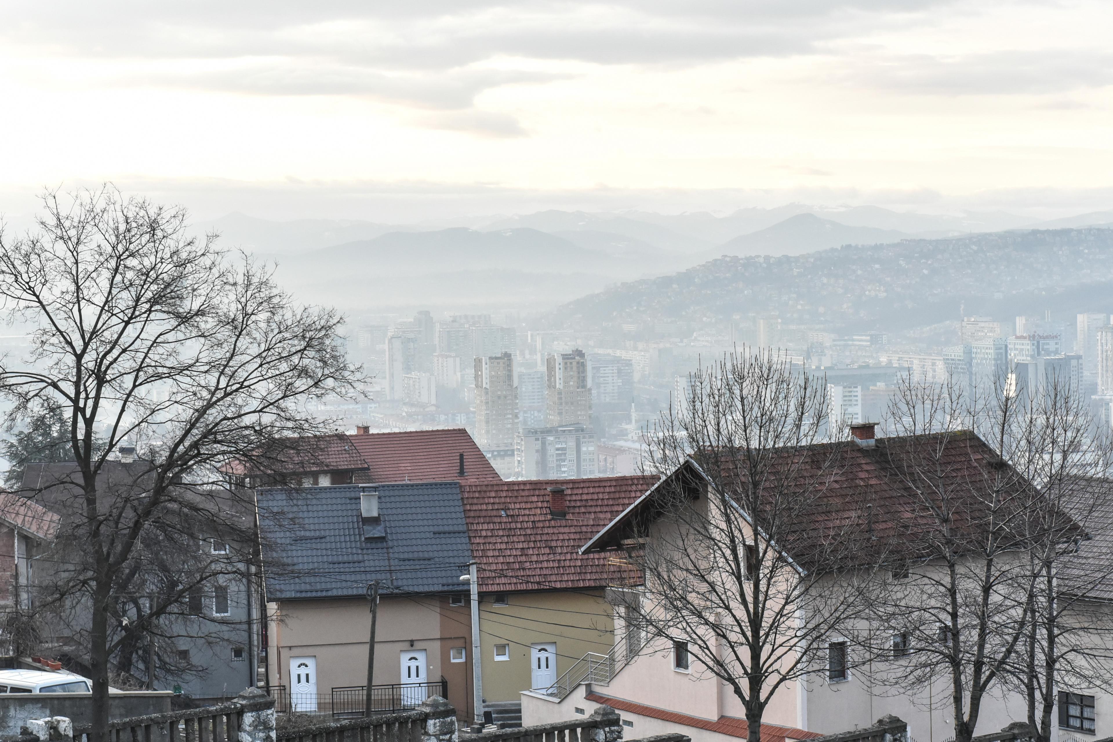 Sarajlije će se i ove godine gušiti u prašini