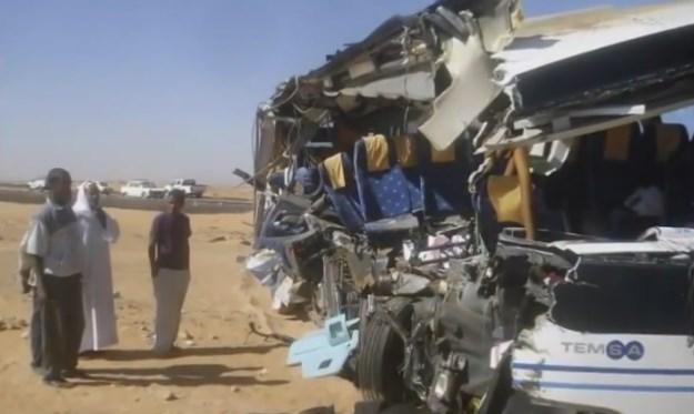 U prevrtanju autobusa u Sudanu poginulo 14 osoba, a 37 povrijeđeno