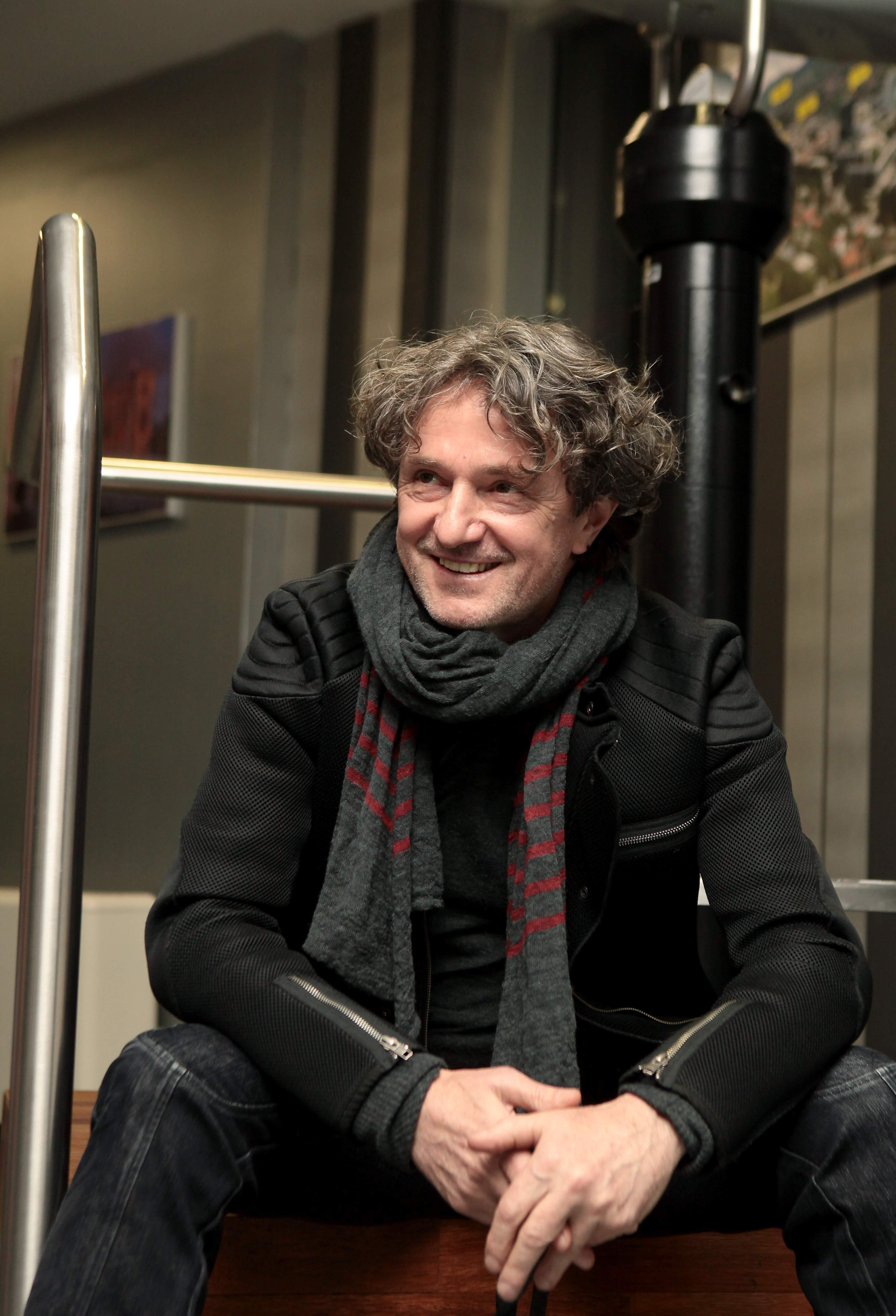 Goran Bregović nije došao na vojnički grah zbog povrede koljena