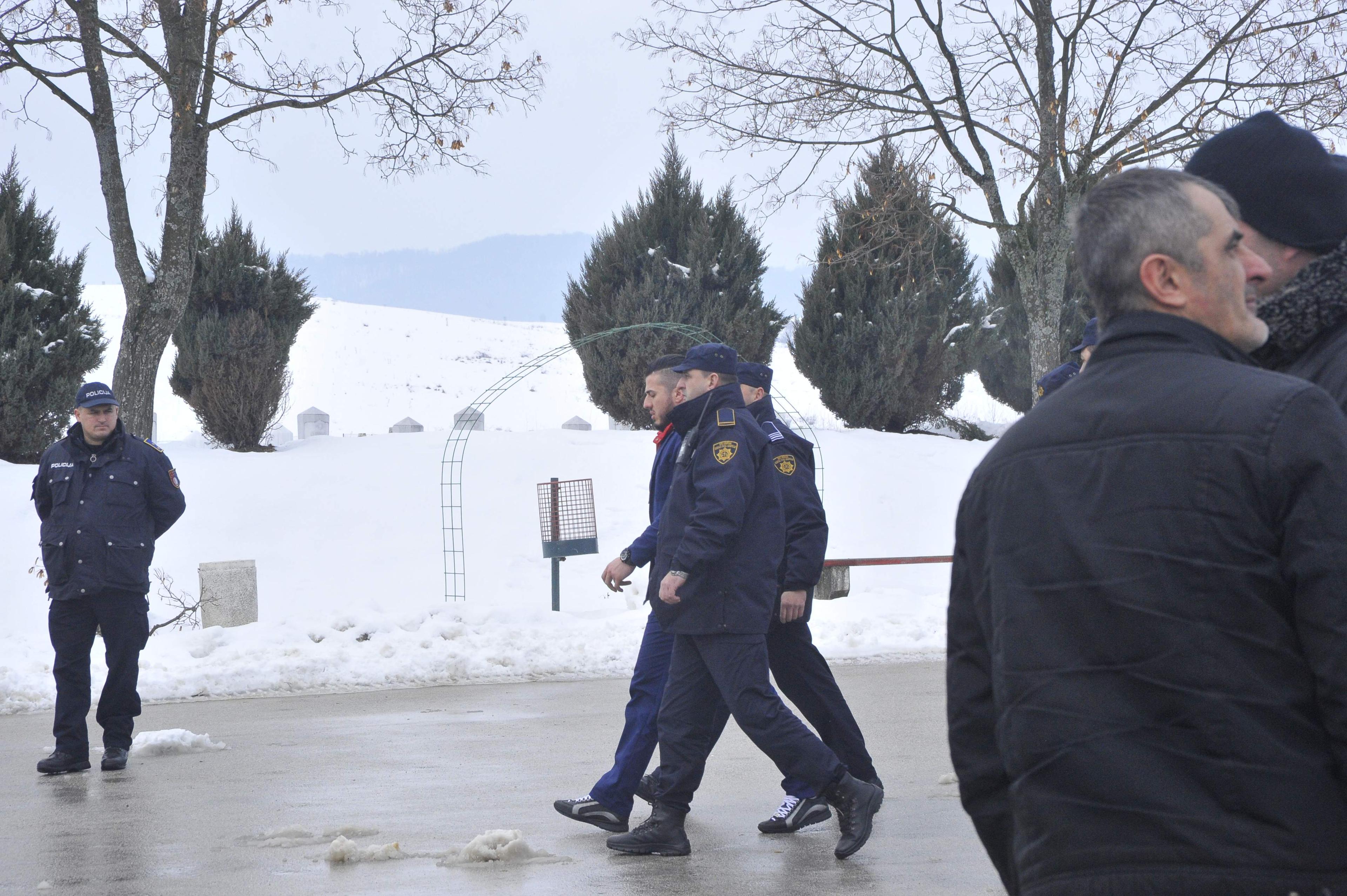 Dvojica policajaca uvijek bila uz Sejfovića - Avaz