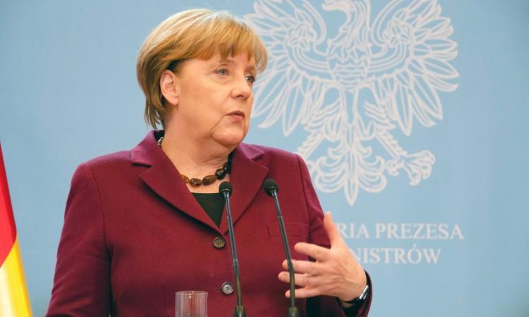 Merkel nije spremna komentirati odgode u Brexitu