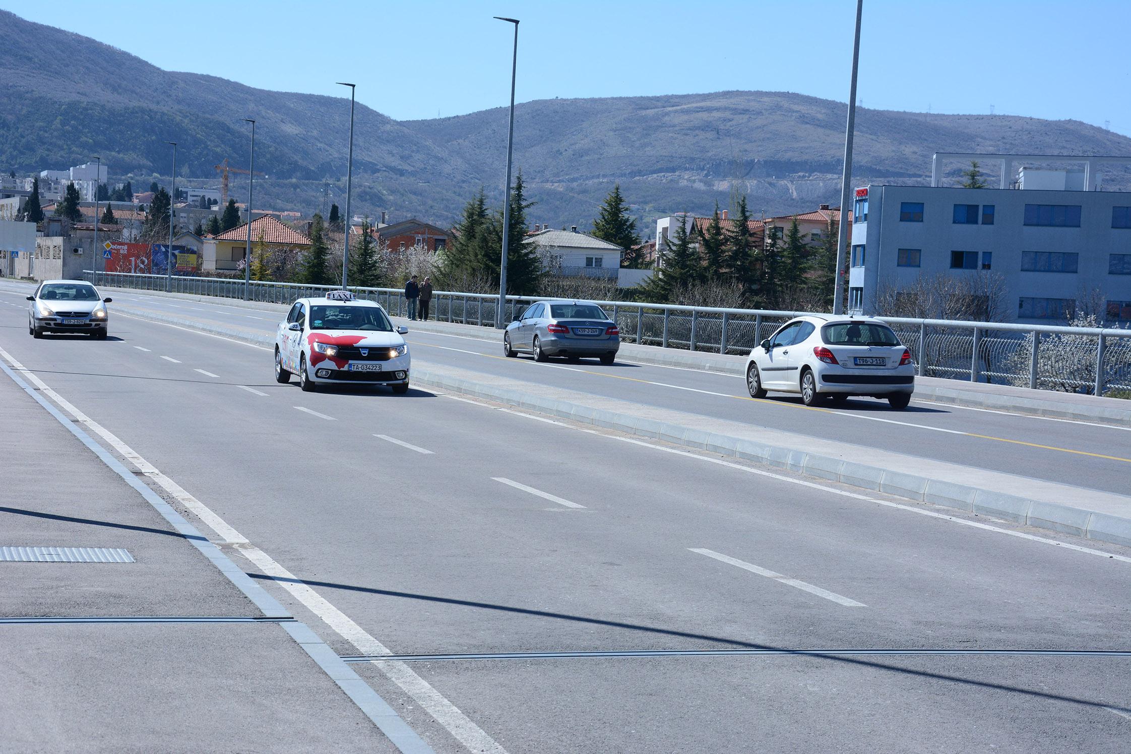 U promet puštena i druga saobraćajna traka - Avaz