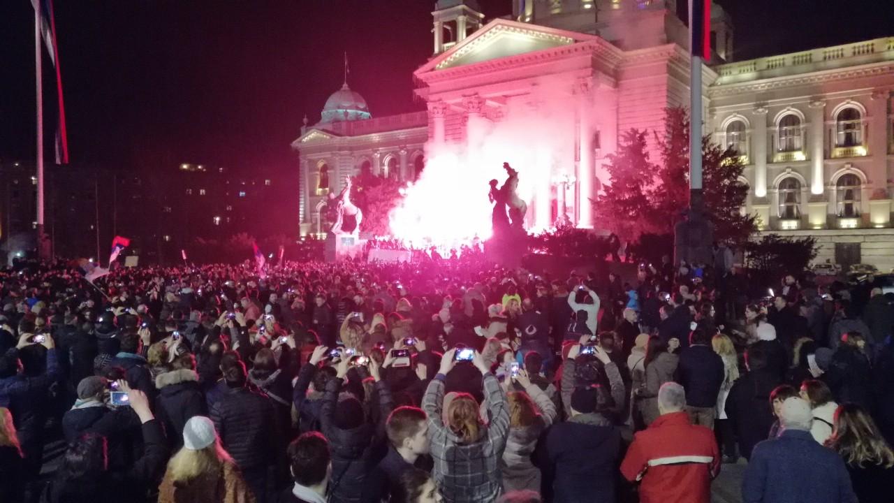 Političari u Srbiji utrkuju se u tome ko (ne)će štrajkovati glađu