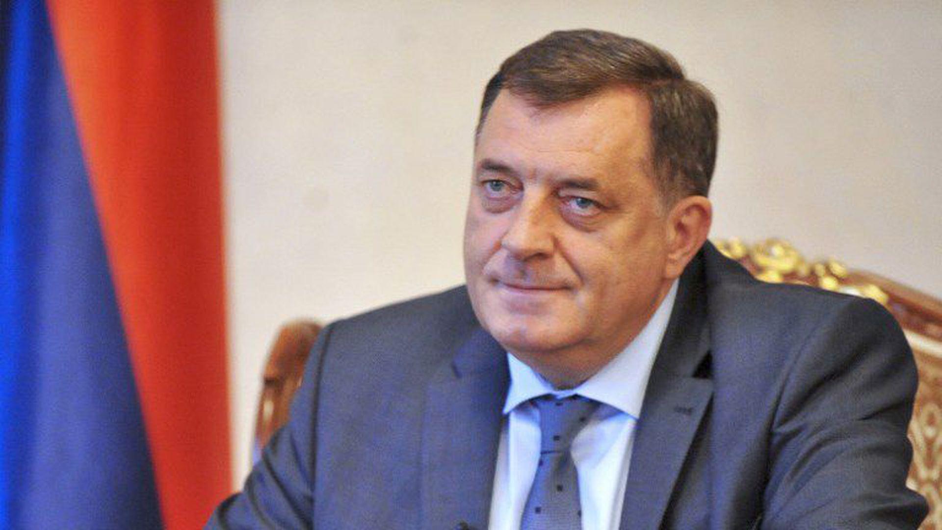 Dodik kontra Vasića: Najdublje žaljenje zbog tragedije Notr Dama