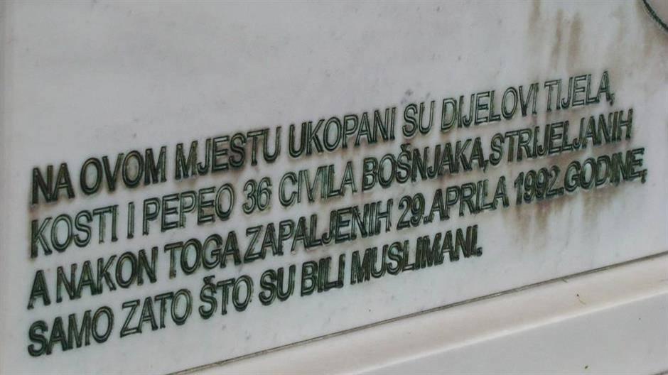 Prije 27 godina strijeljano 36 civila bošnjačke nacionalnosti iz Snagova