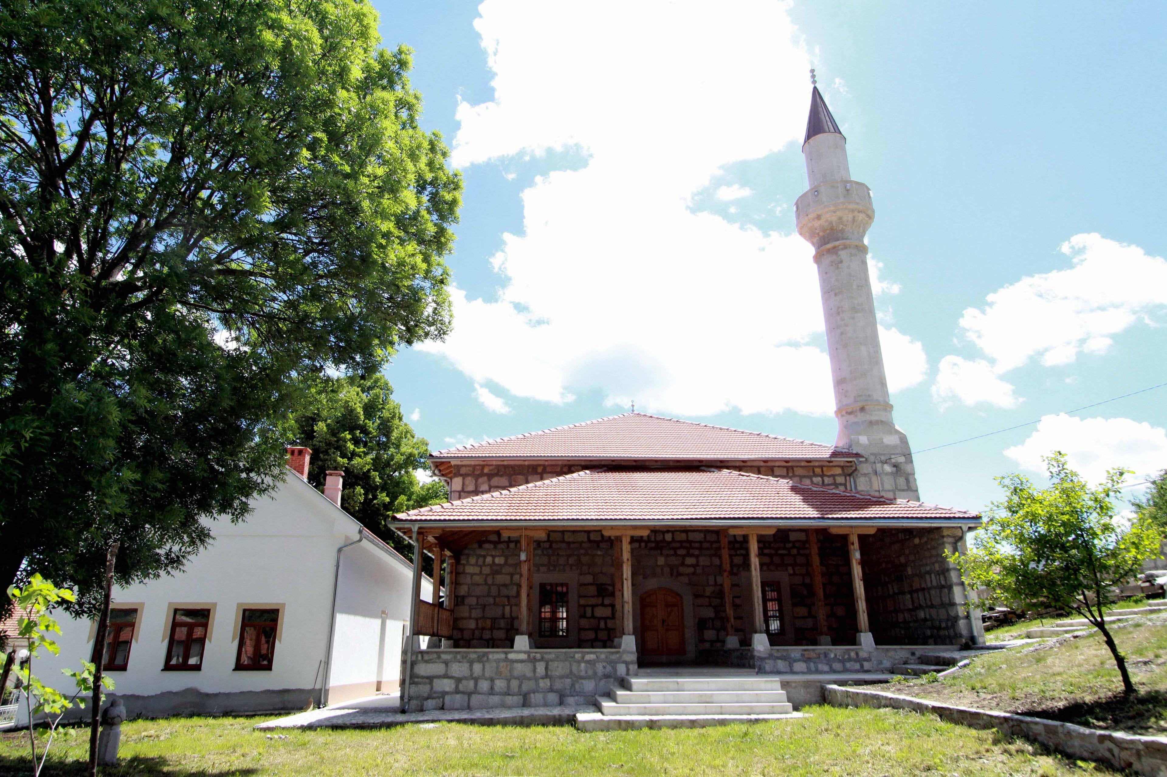 Careva džamija Nevesinje - Avaz