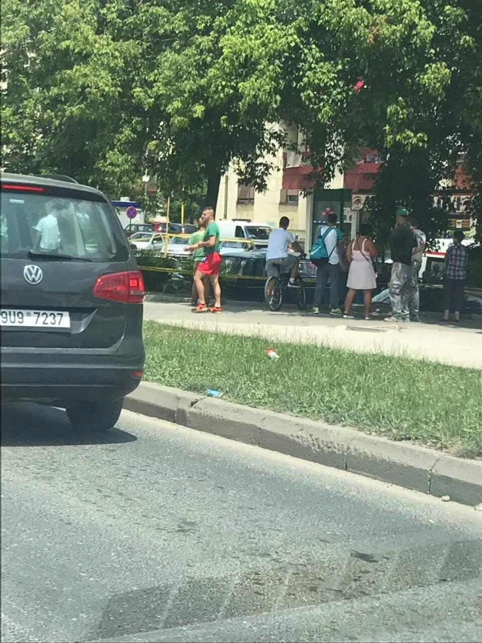 Užas u Tuzli: Napao poštara pa se bacio u smrt