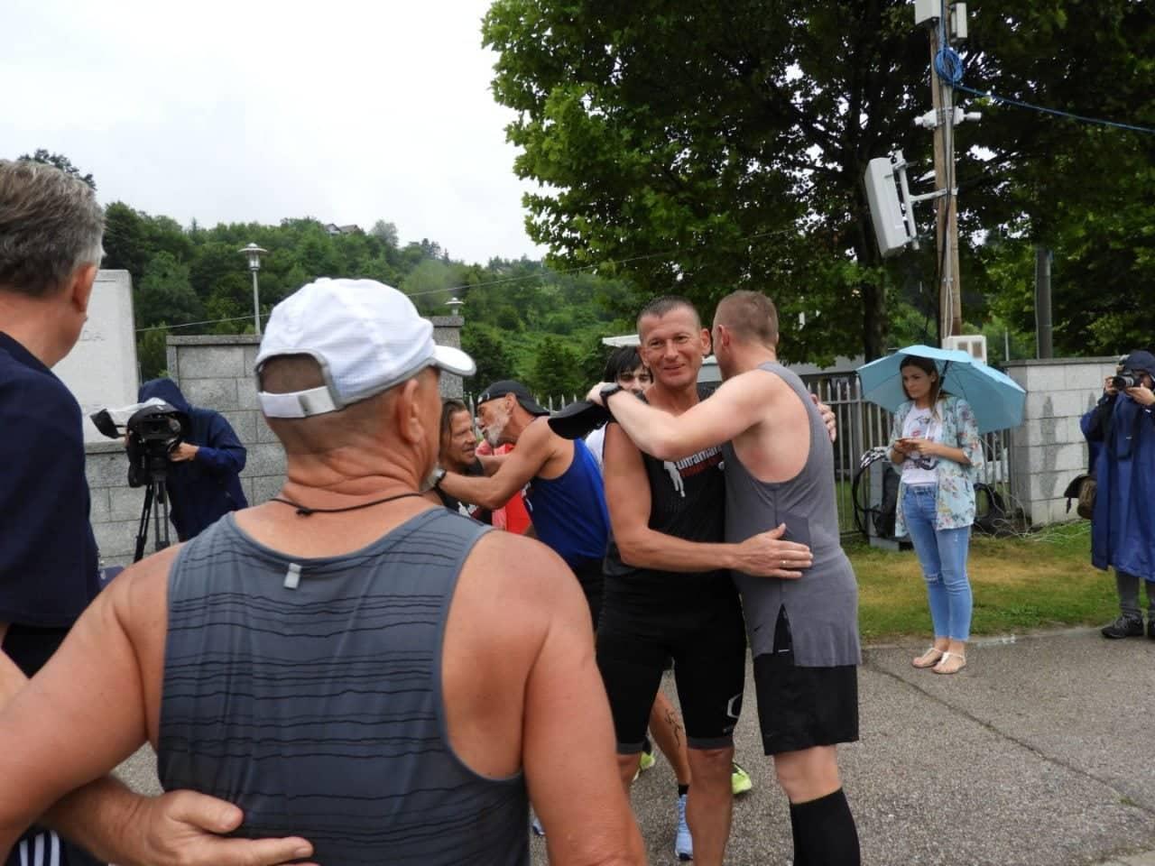 Ultramaratonci stigli u Potočare - Avaz