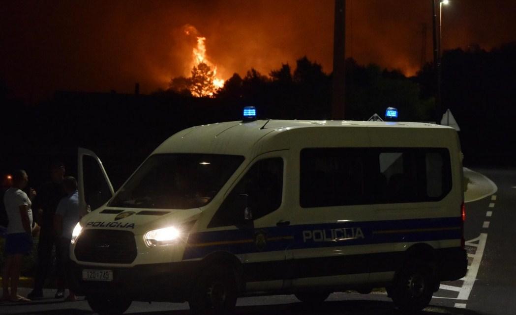 Uhapšena piromanka koja se sumnjiči da je podmetnula požar kod Šibenika