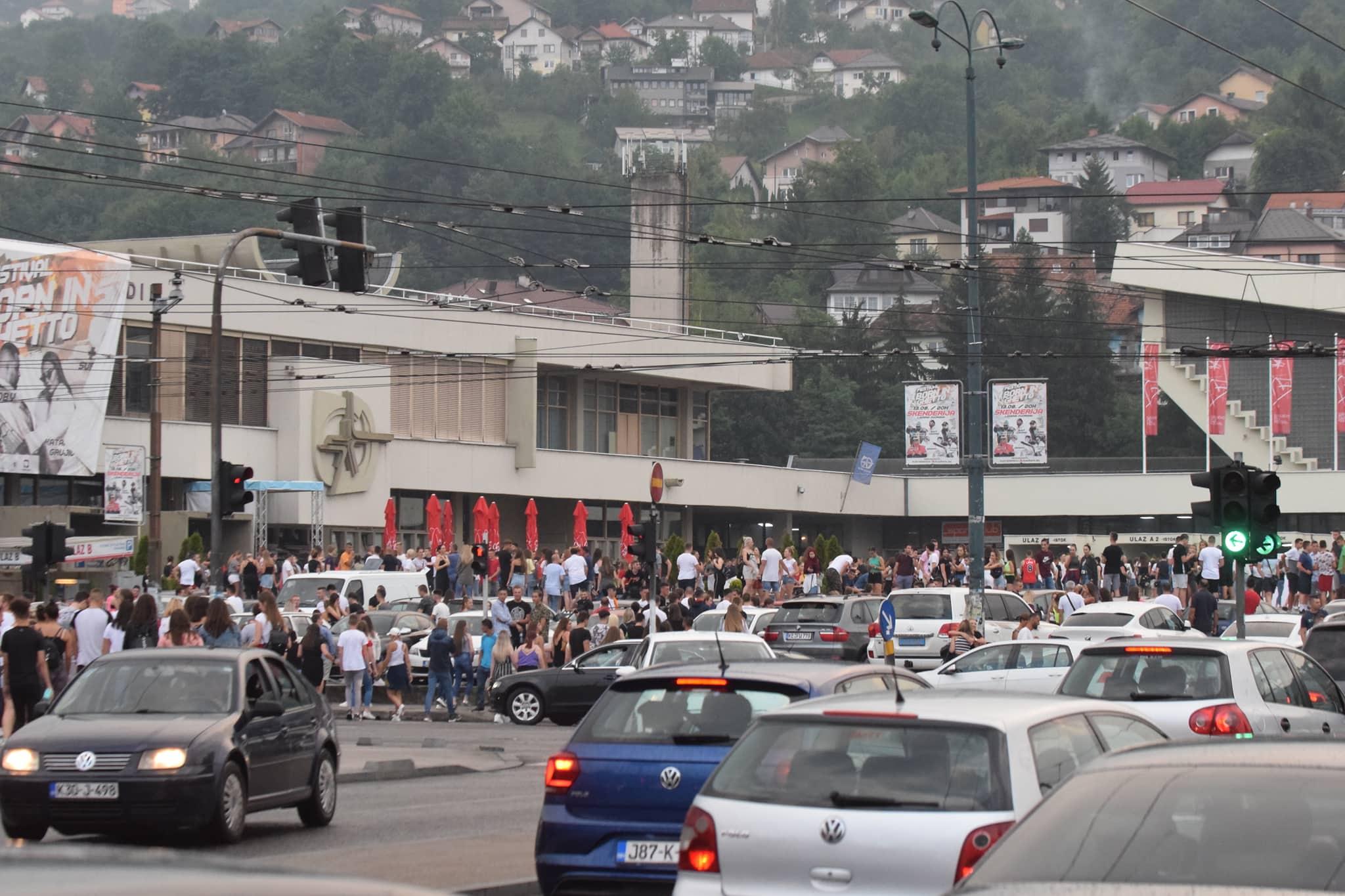 Gužva pred početak Festivala "Born in Ghetto" - Avaz