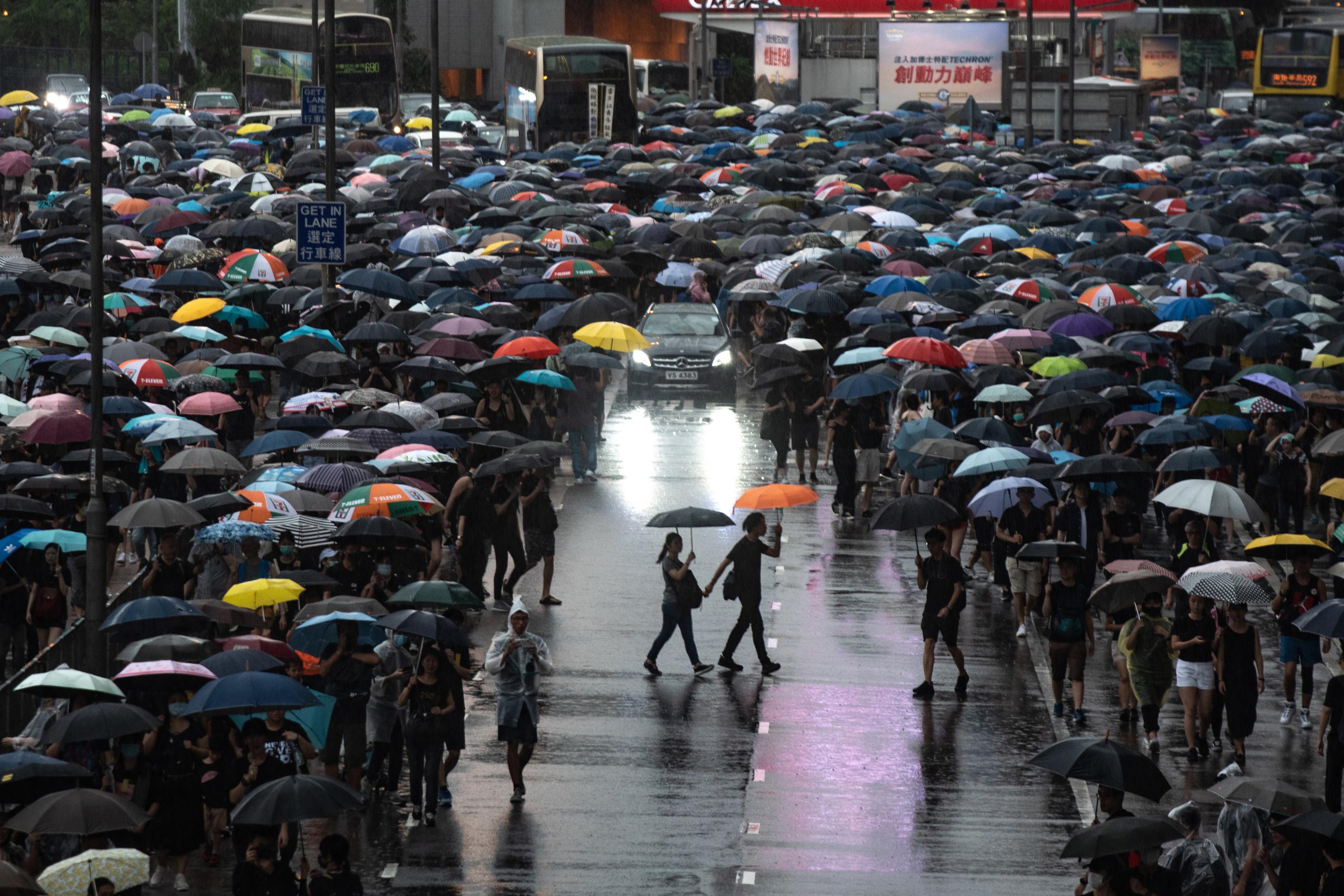 Građani Hong Konga protestuju od juna - Avaz