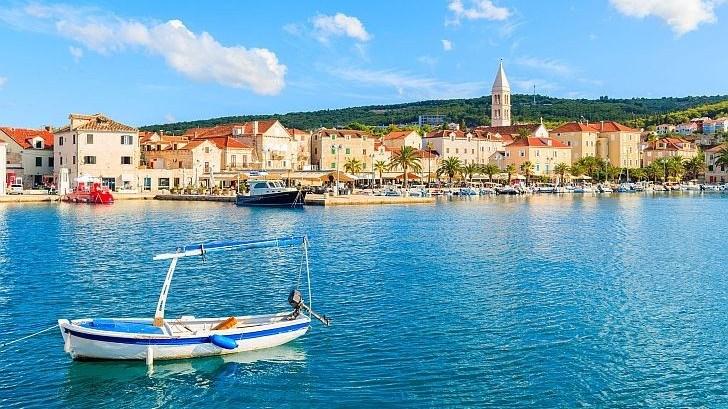 Napad na otoku Brač: Žena ubodena nožem