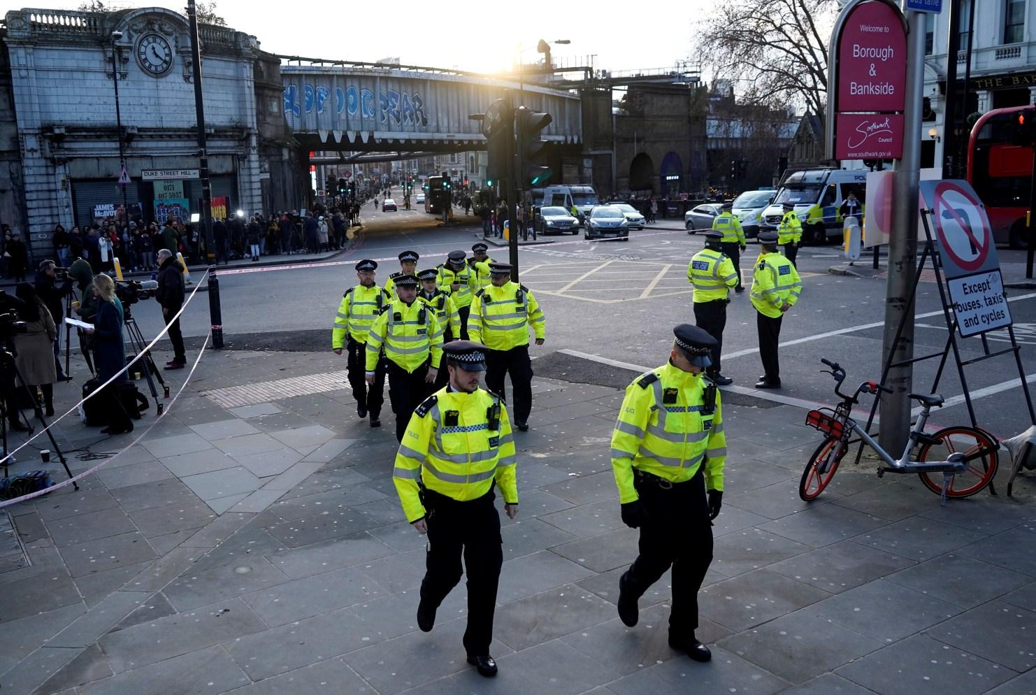 Dvije osobe ubijene u centru Londona - Avaz