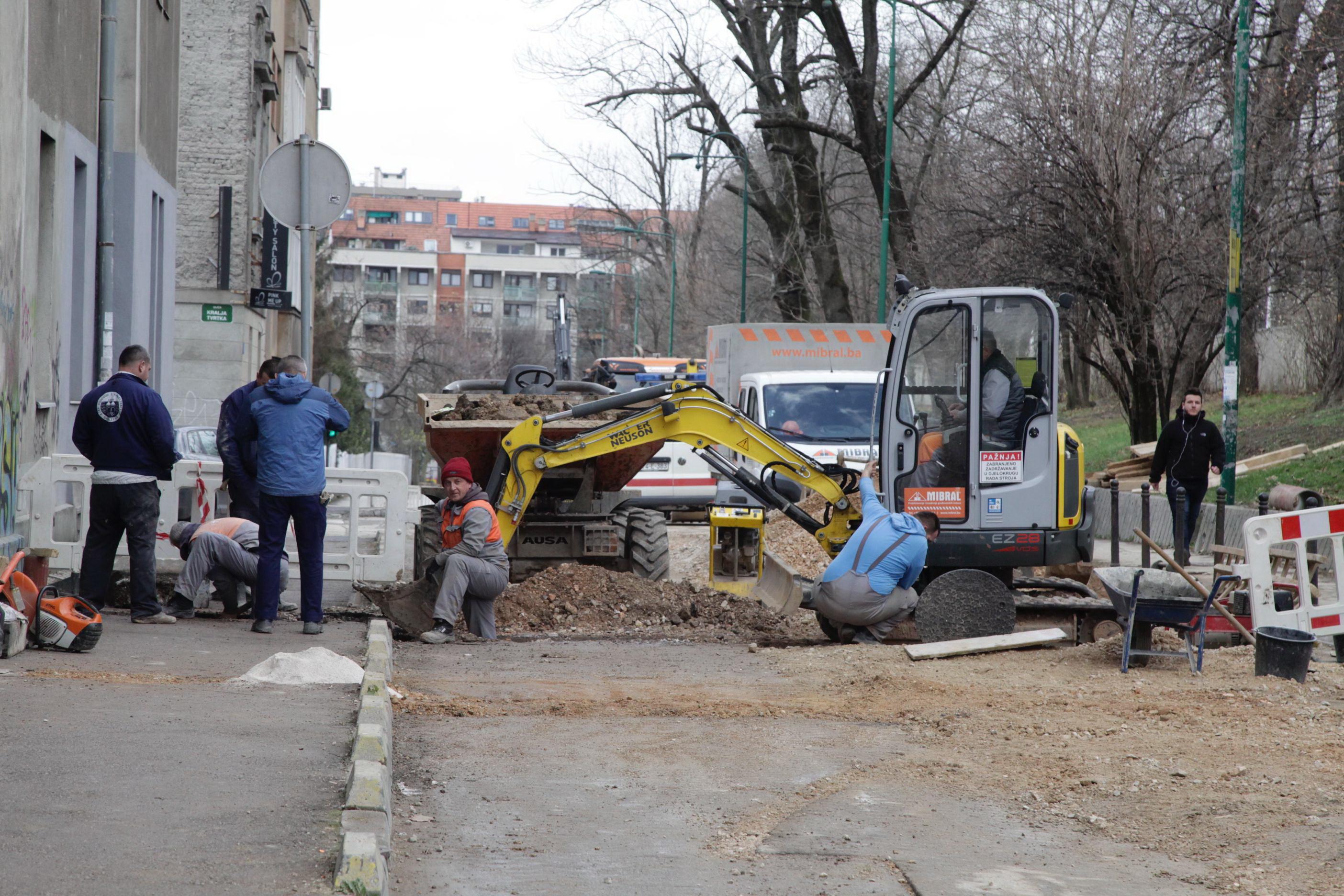 Teško se kreću i pješaci - Avaz