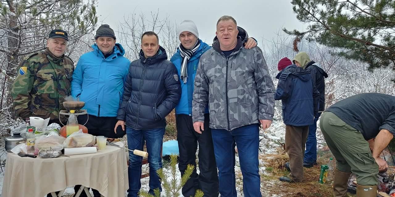 Tradicionalni marš Lazine - Avaz