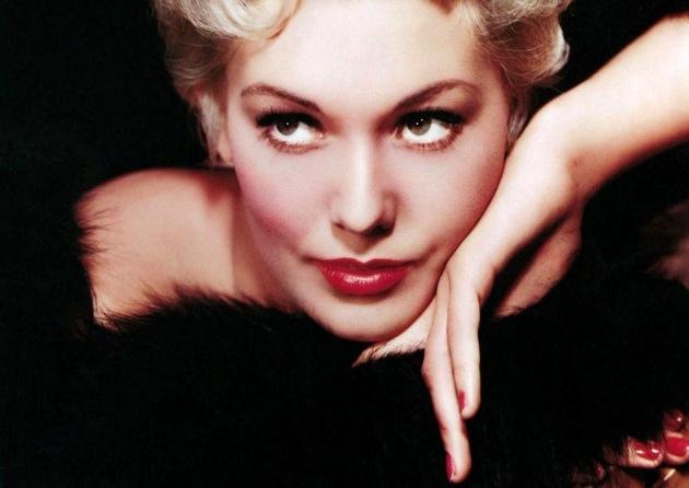 Kim Novak - Avaz