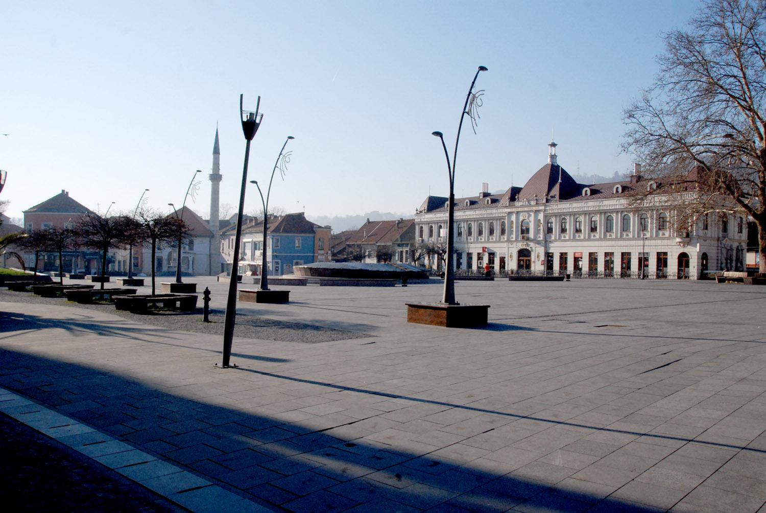 U TK ograničen rad tržnih centara, zatvoreni ugostiteljski objekti