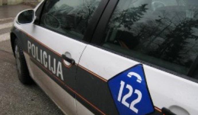 Policija: Izrečene novčane kazne u iznosu od 200 maraka - Avaz