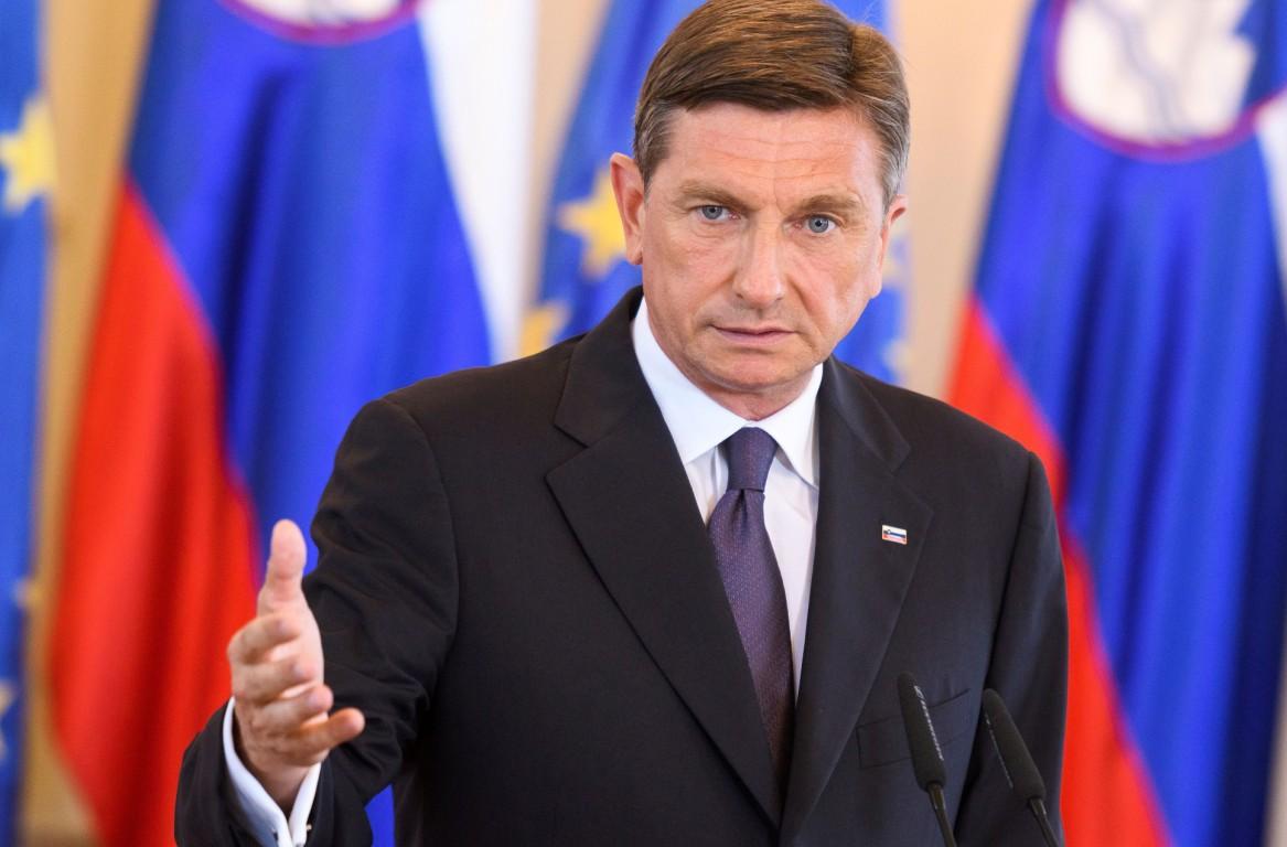 Borut Pahor: Zakonom treba zabraniti paravojne jedinice