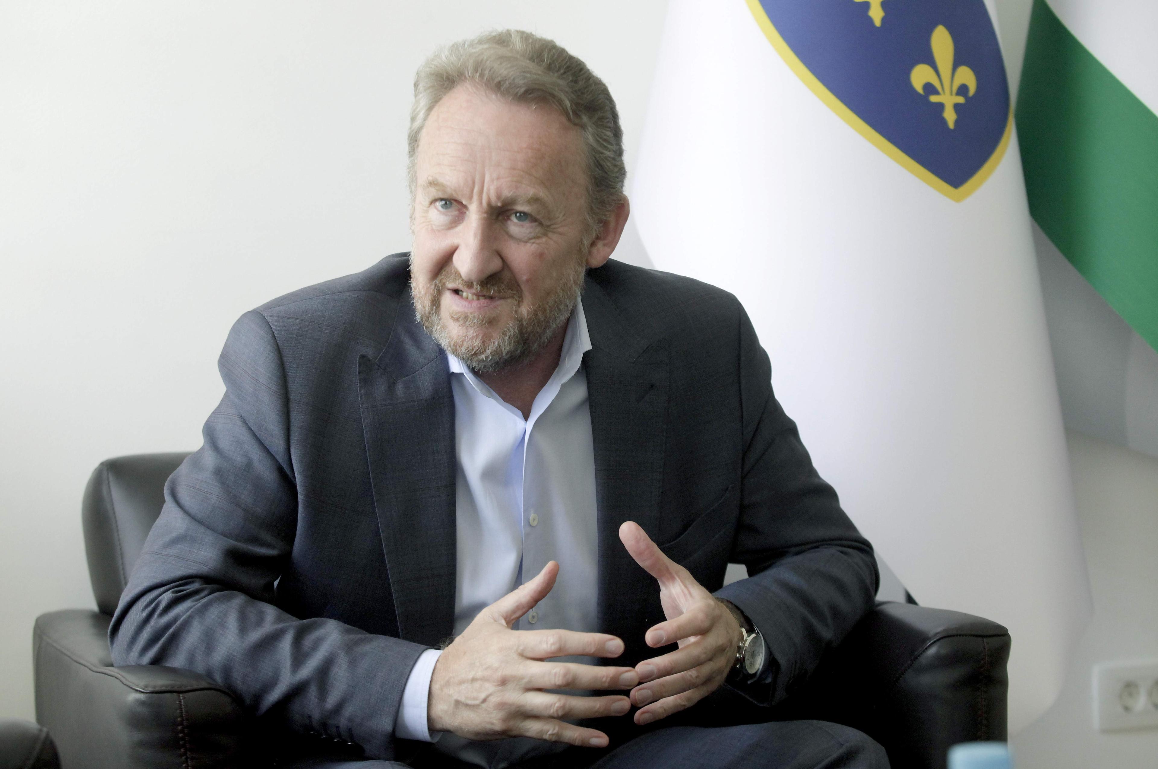 Izetbegović: Neko želi da se izbori ne održe na jesen