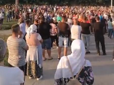 Masovni protesti u Velikoj Kladuši zbog migrantske krize: Ujediniti Krajinu u borbi za slobodu