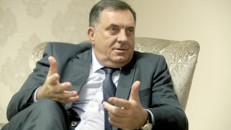 Dodik: Oružane snage ne mogu na granicu sa Srbijom, to je naša matična zemlja