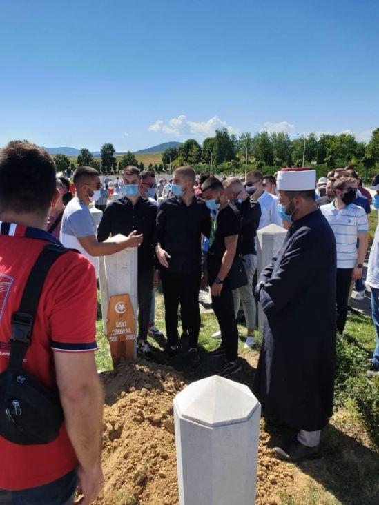 Klanjana dženaza medicinaru Hitne pomoći Džebrailu Šišiću