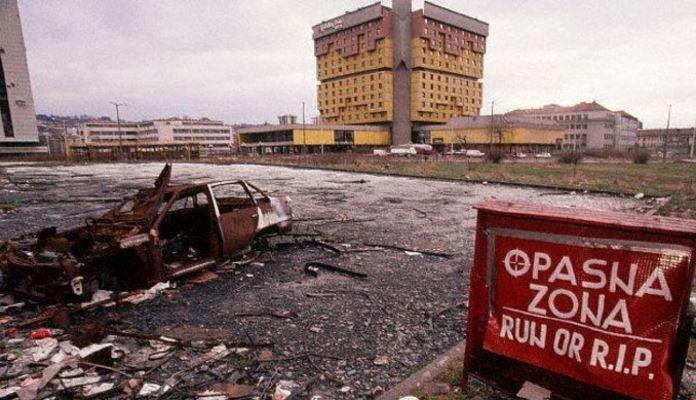 U izvještaju Vlade RS tvrdi se da Sarajevo nije bilo pod opsadom već "u blokadi"