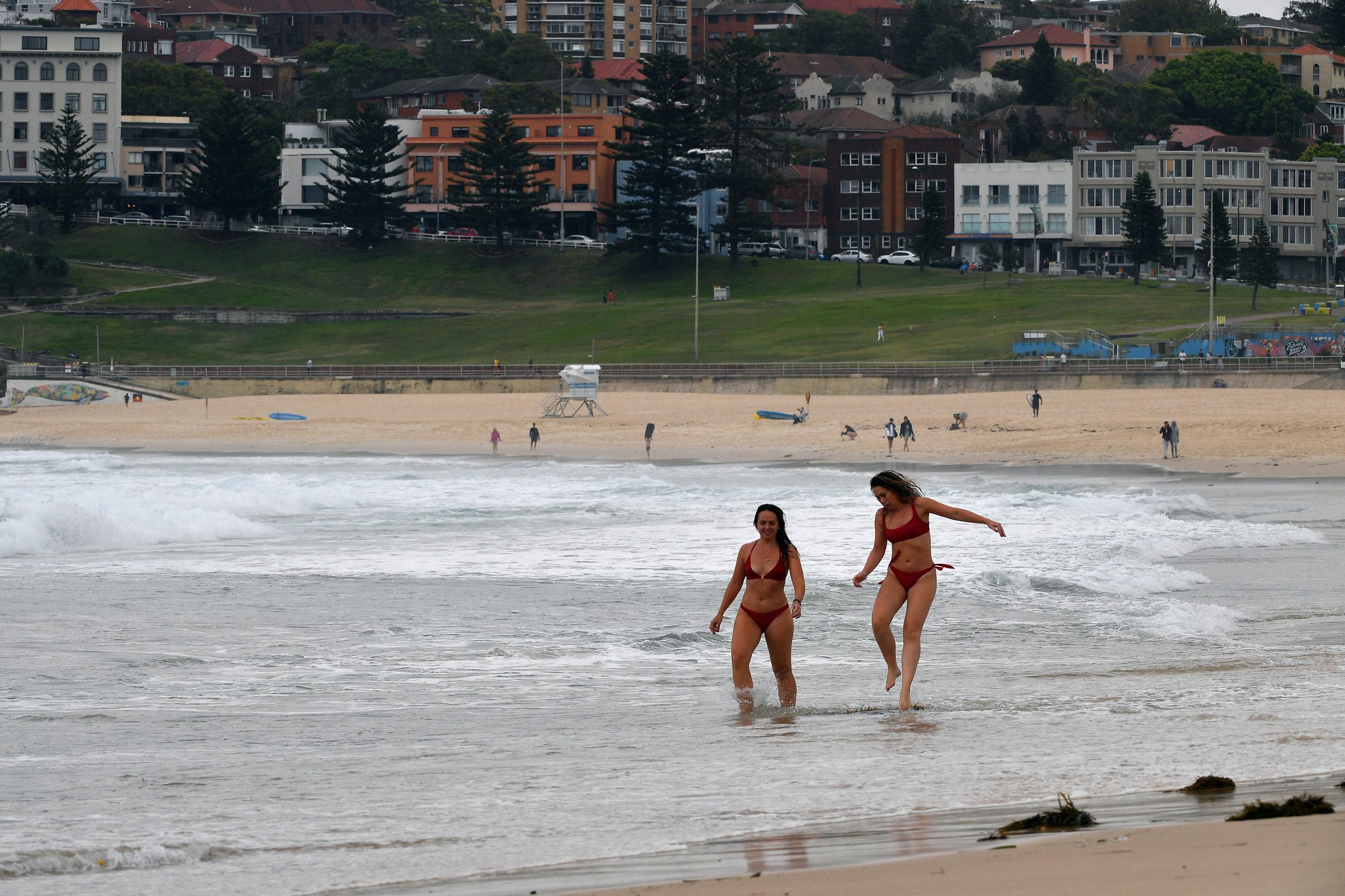 Tradicionalna božićna destinacija, plaža Bondi, skoro prazna