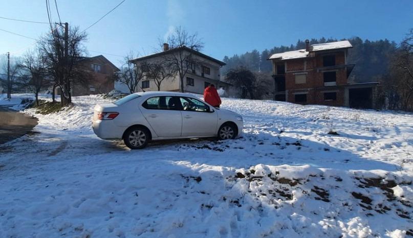 SIPA u Velikoj Kladuši istražuje ko migrantima iznajmljuje kuće