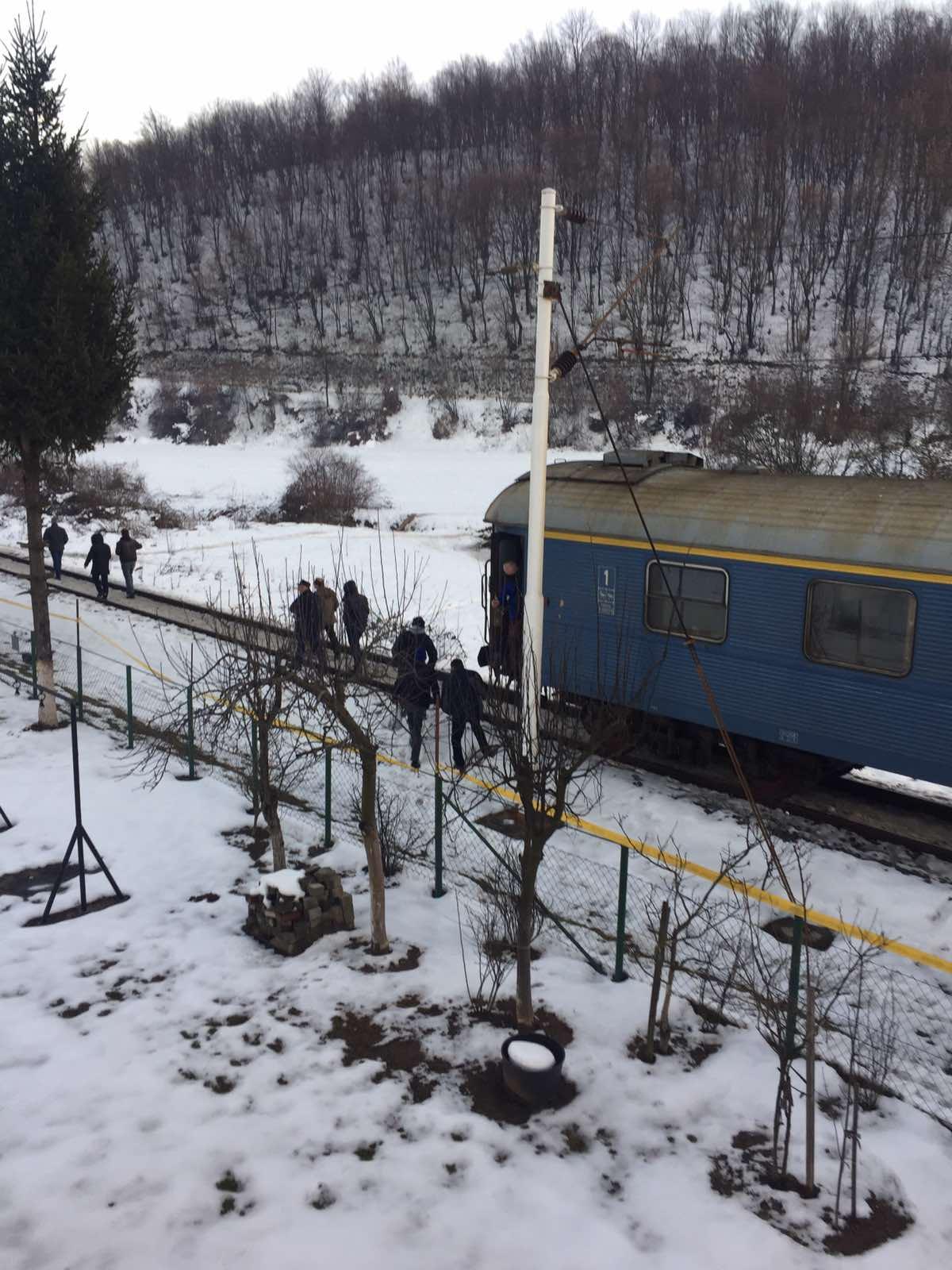 Drama: U Blažuju voz udario migranta, u toku uviđaj