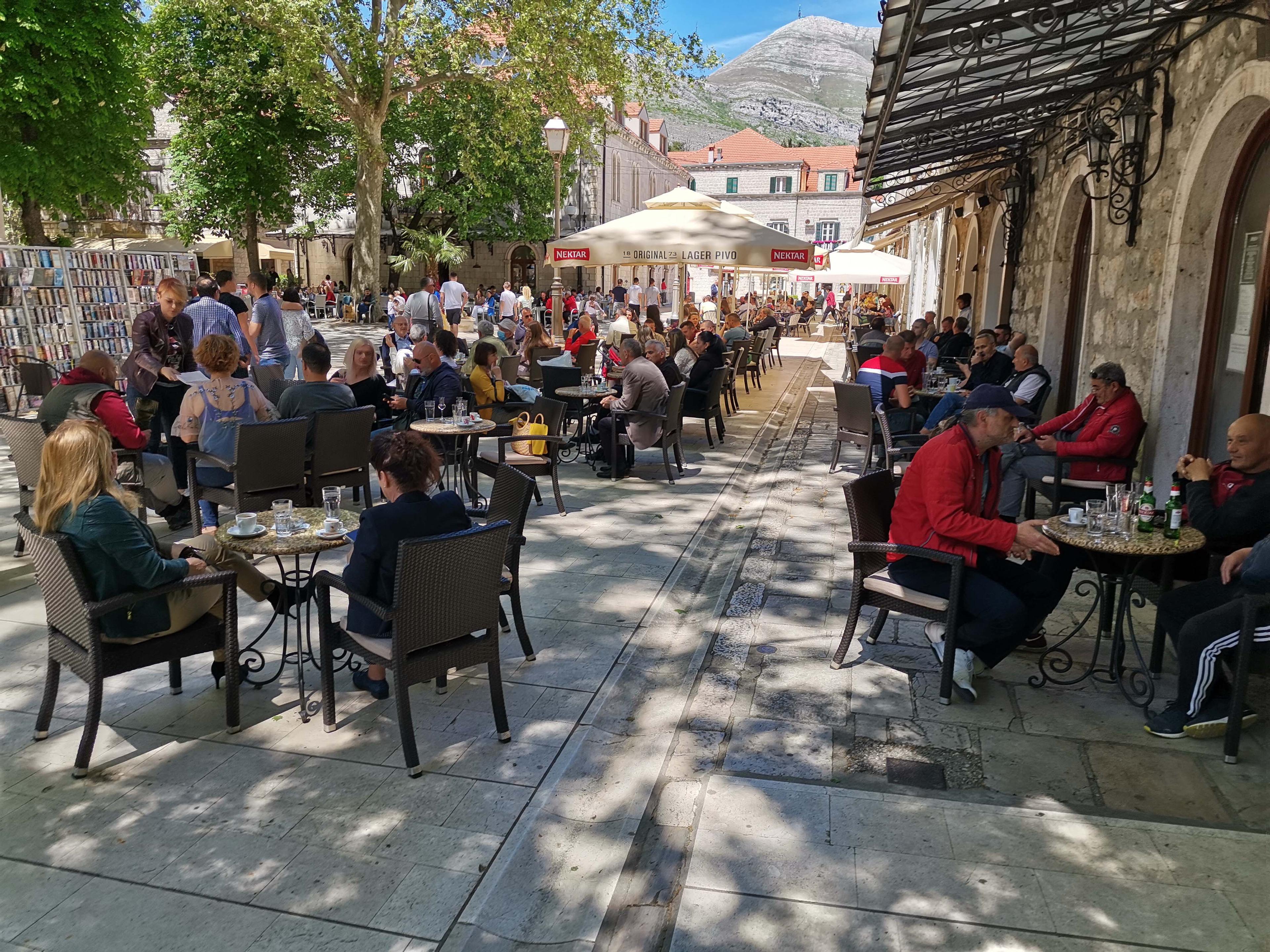 Subotnja šetnja Trebinjem - Avaz