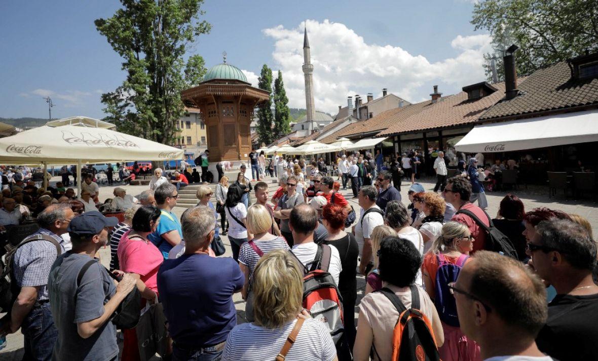 Povećava se broj turista - Avaz