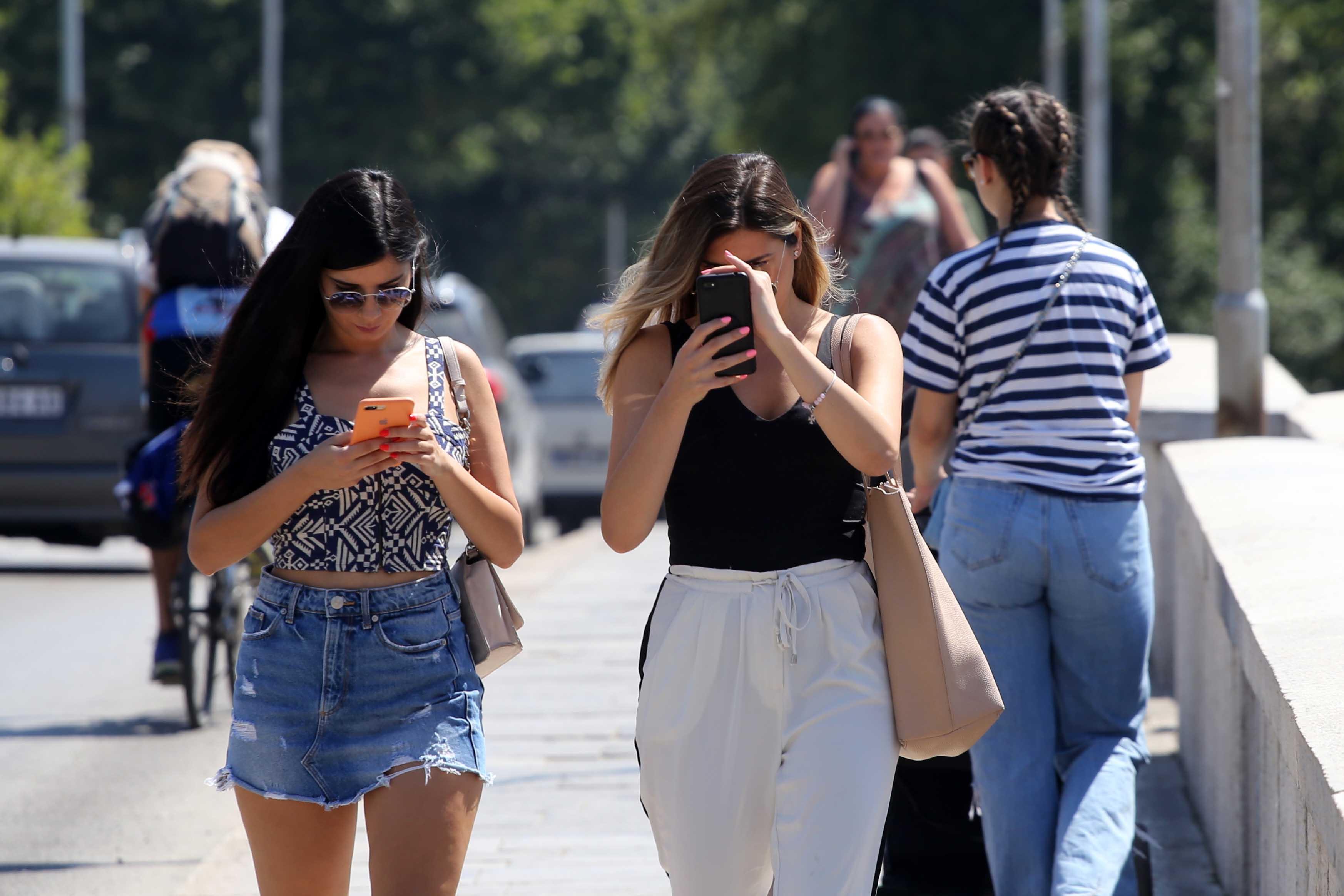 Sunčano uz umjerenu oblačnost, temperature na jugu do 34 stepena