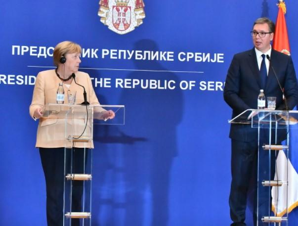 Merkel: Razgovarala sam s Vučićem o BiH