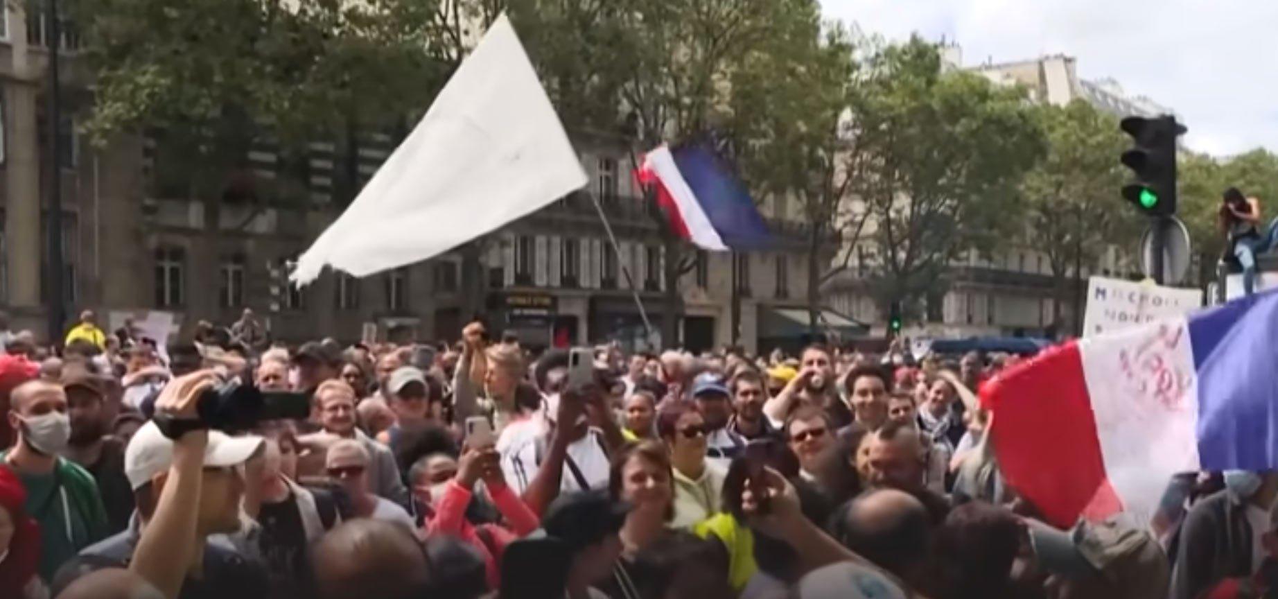 Francuski sindikati na protestima zahtijevaju povećanje plata