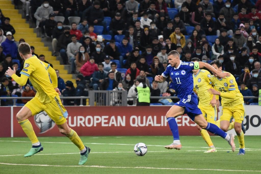 Džeko poslao fantastičnu poruku: Kad je najteže pokaži da si ponosni Bosanac i Hercegovac