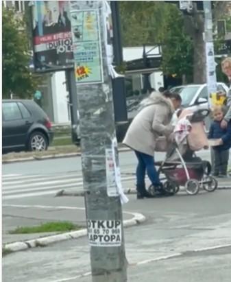 Šokantni snimak: Žena šamara dijete u kolicima naočigled drugih građana