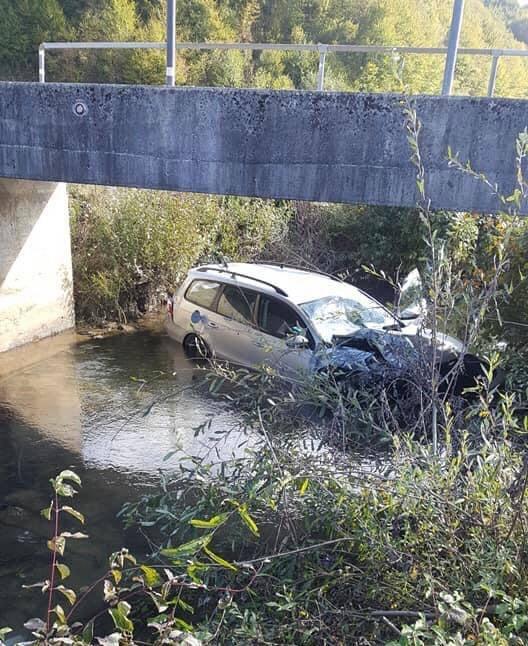 Stravična nesreća u Velikoj Kladuši: Automobilom sletio sa ceste i poginuo