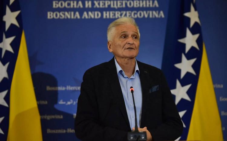 Špirić: Politička kriza koja potresa BiH može biti riješena dijalogom