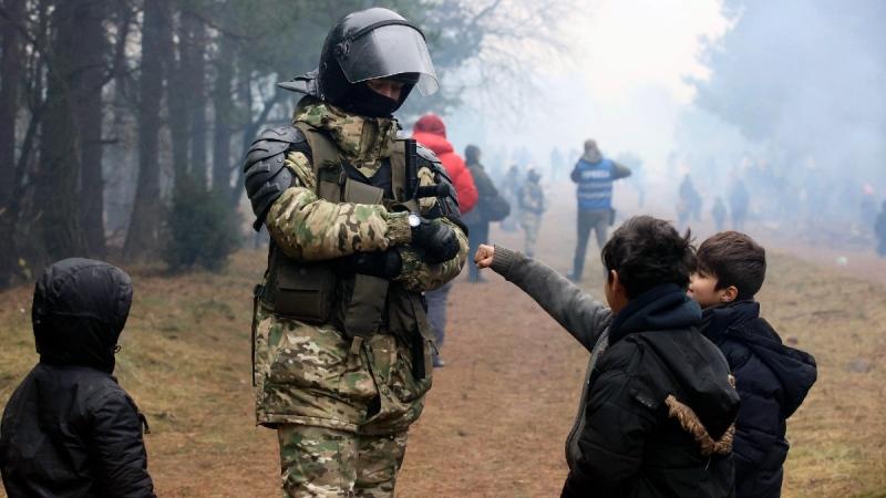 Na rubu: Ruski nuklearni bombarderi patroliraju, NATO izražava podršku Poljskoj, a EU najavljuje novi udar na Minsk