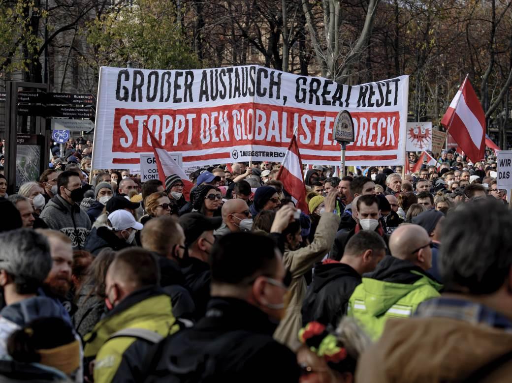 Protesti u Beču protiv kovid mjera: Nekoliko hiljada ljudi na ulicama