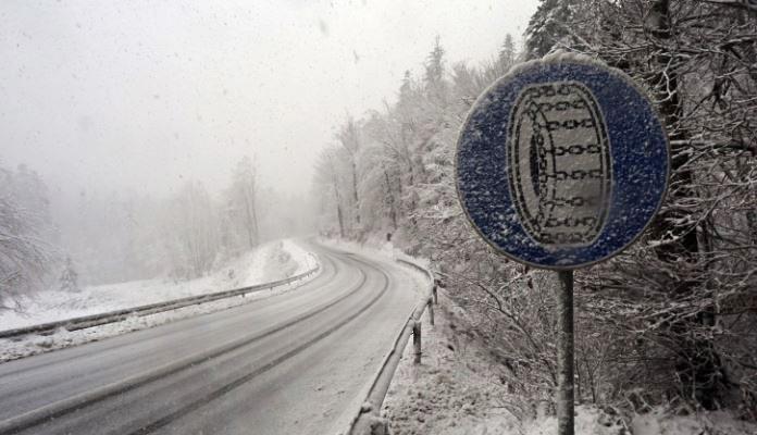 Vozači, oprez: Zbog niske jutarnje temperature moguća poledica