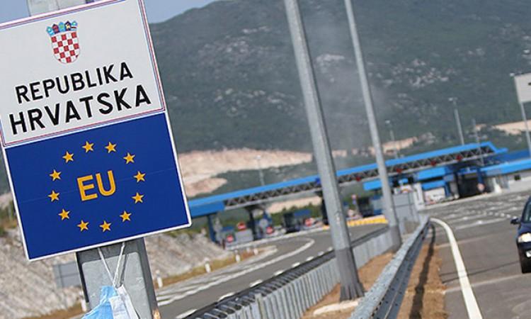 Na državnoj granici kod Metkovića zaustavljeno deset ilegalnih migranata