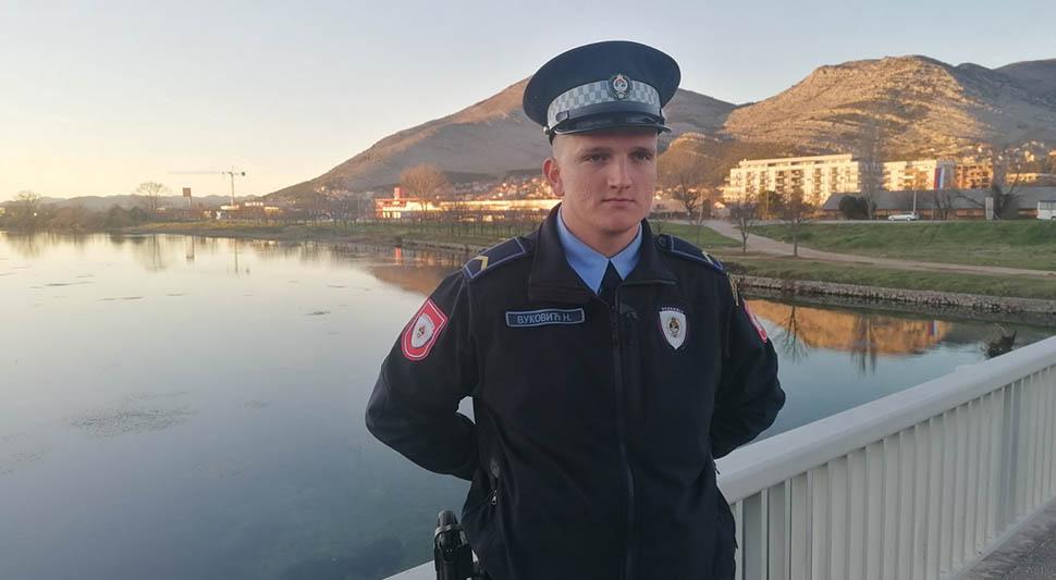 Mladi policajac Nenad Vuković - Avaz