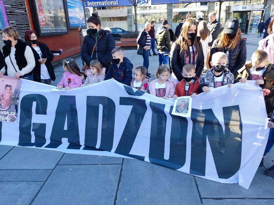 Završeni protesti zbog smrti djevojčice Džene Gadžun: Porodica traži istinu